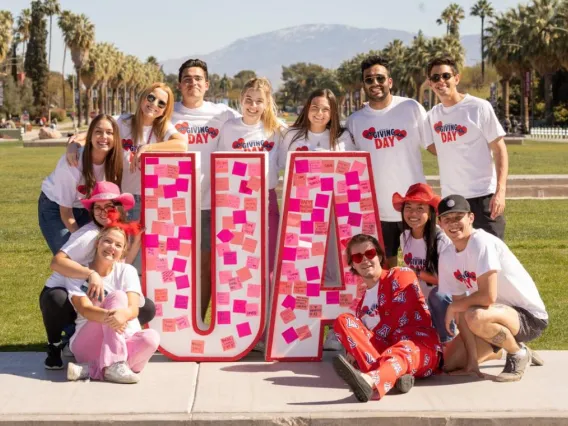 GIVING DAY GROUP PHOTO