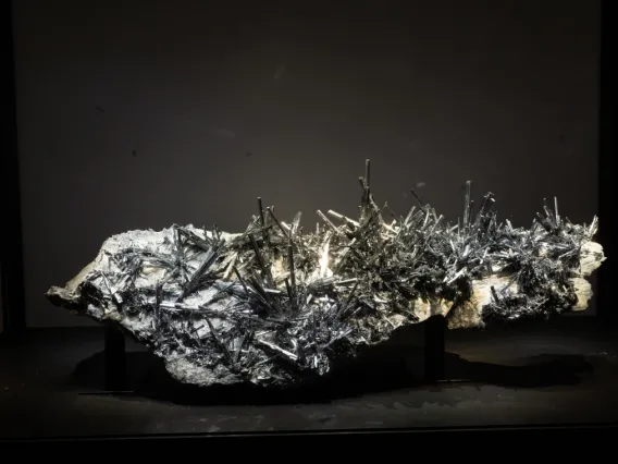 Image of a stibnite specimen that is 39.5 inches long, 16.5 inches wide and 17 inches thick. The stibnite specimen is exceptionally rare for its size, intricacy and quality. Only a handful of such specimens exist in the world, all of which were extracted from the Wuling Mine in the early 2000s, according to appraisers.