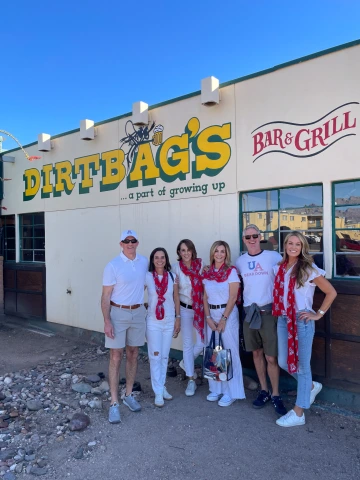 Marianne Cracchiolo Mago with sorority sisters outside Dirtbag’s during Homecoming 2023.